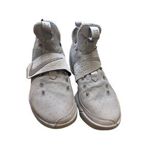 Nike Air Lebron James 23 men’s gray shoes basketball highs top sneakers size 9.5